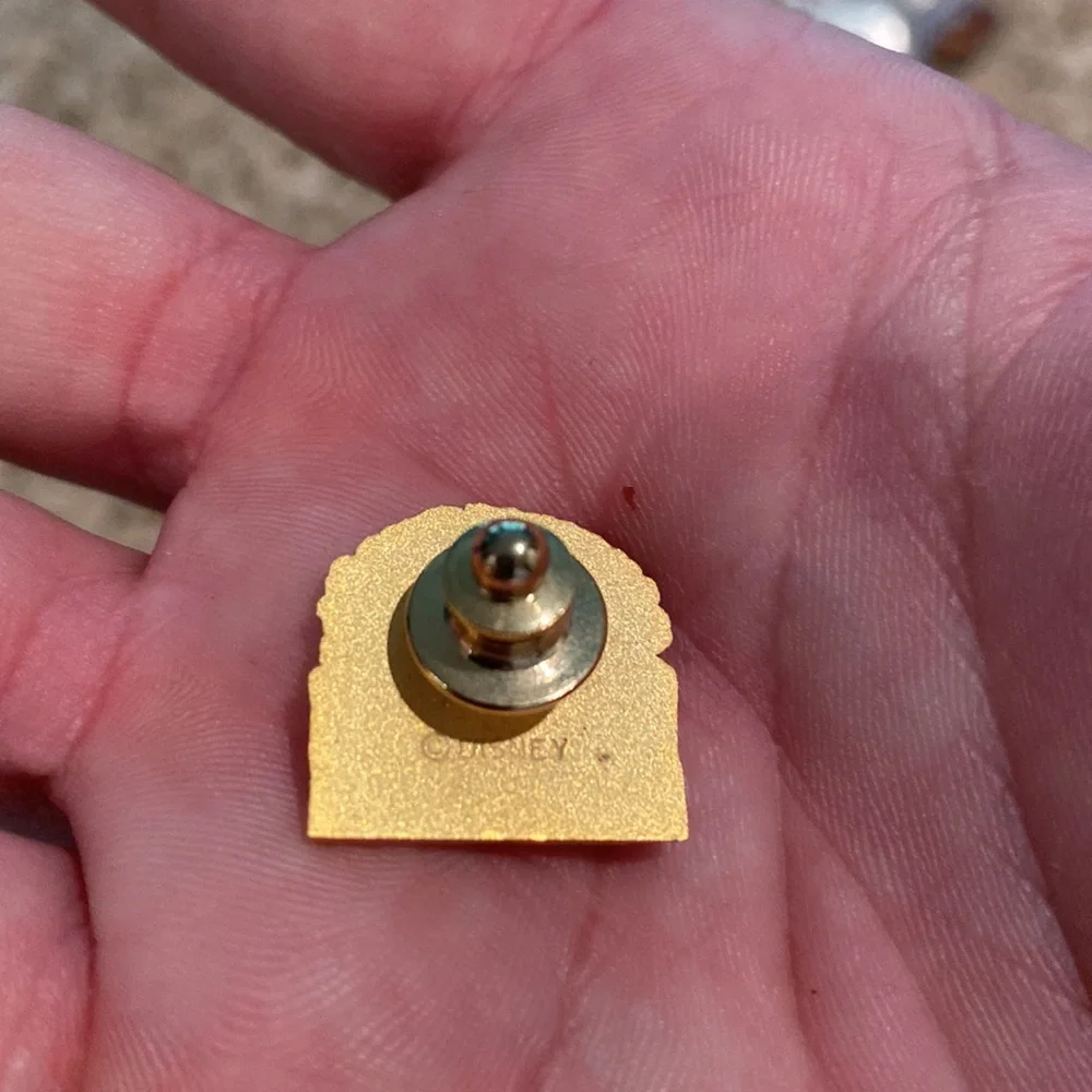 Disney Animal Kingdom Opening Day Employee Pin - Picture 2 of 2